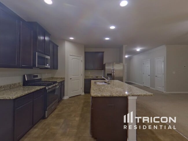 Photo - 64 Ledford Way