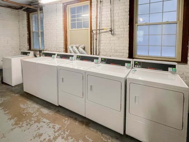 Photo - 1605 W Sunnyside Ave Unit 3w