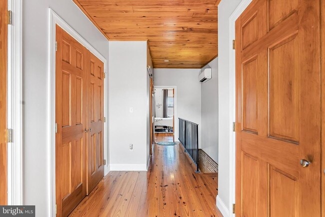 Photo - 1509 William St