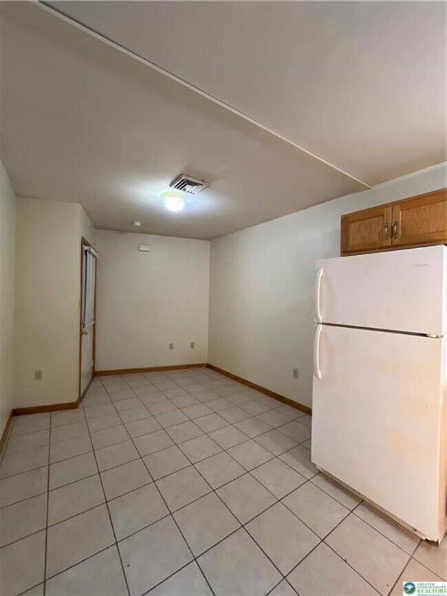 Photo - 11 S Main St Unit 105