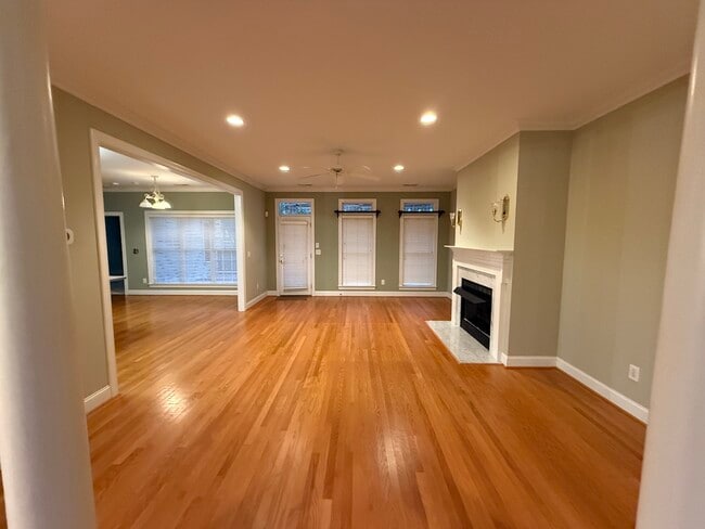 Photo - 2208 Anchoridge Ave