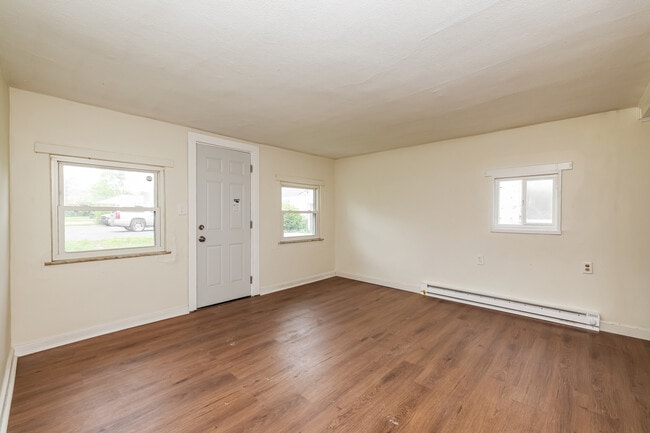 Photo - 148 Burgess Ave