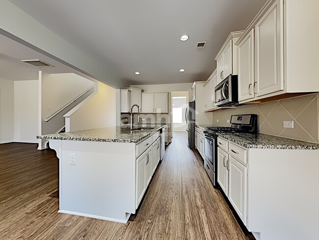 Photo - 355 Dunlin Dr