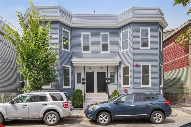 Building Photo - 10 Portsmouth St Unit 10
