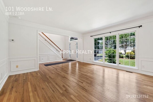 Photo - 101 Woodshire Ln