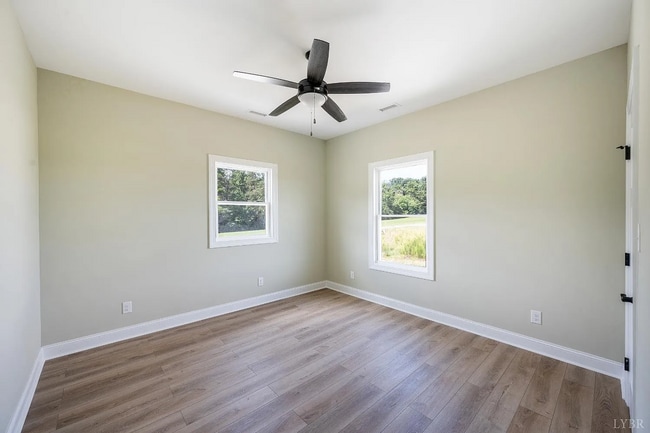 Photo - 272 Marshall Mill Rd