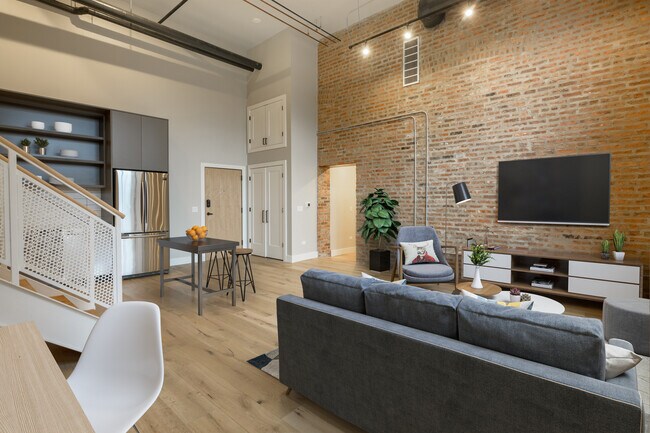Photo - 729 N Sangamon St Unidad 309