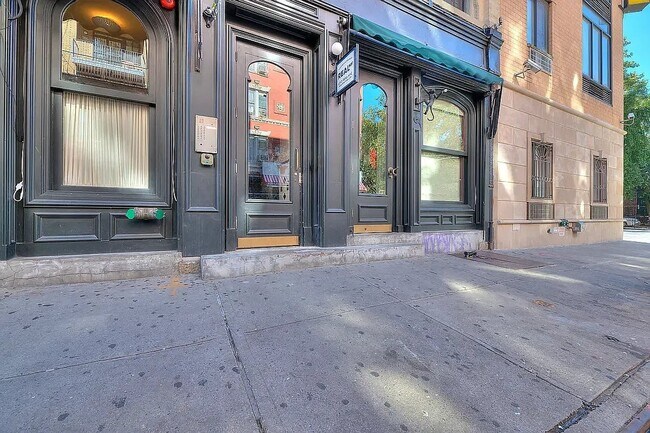 Photo - 303 Broome St Unit 3