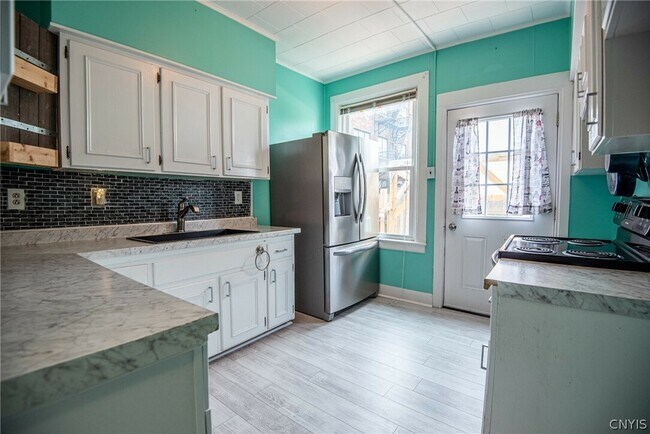 Photo - 19 Genesee Ct Unit 19