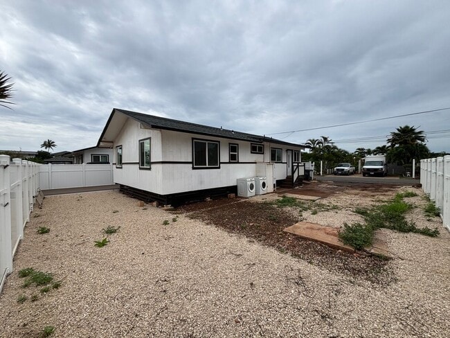 Building Photo - 91-623A Pohakupuna Rd