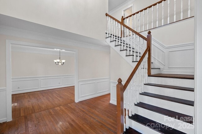 Photo - 7117 Kinsmore Ln