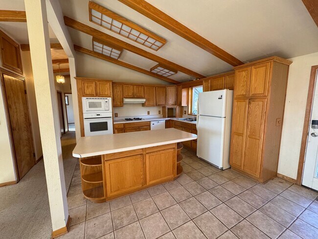 Photo - 405 Hamilton St Unit B