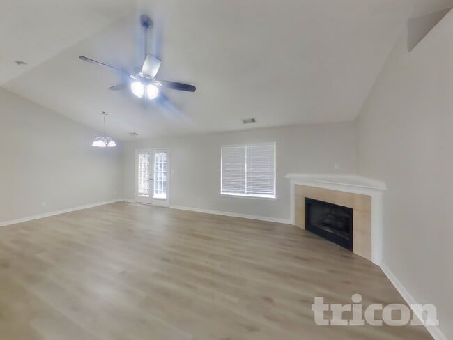 Photo - 2043 Big Cypress Ln