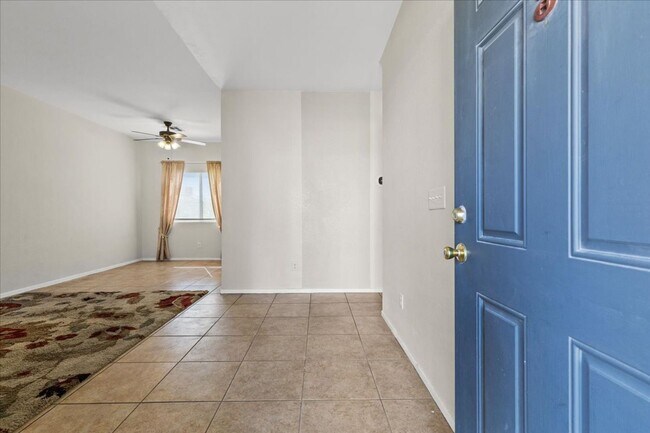 Photo - 3 BD, 3 Bth, Private Pool, No Carpet on Cu...