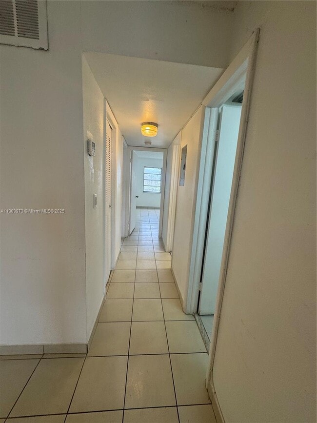 Photo - 20120 NE 2nd Ave Unit W27