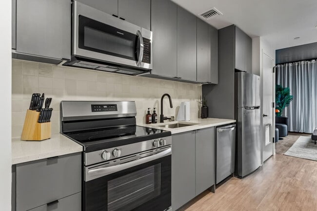 Photo - 1704 N 17th St Unidad ID1313910P