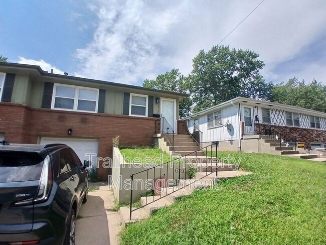 Building Photo - 3412 S Oxford Ave Rental