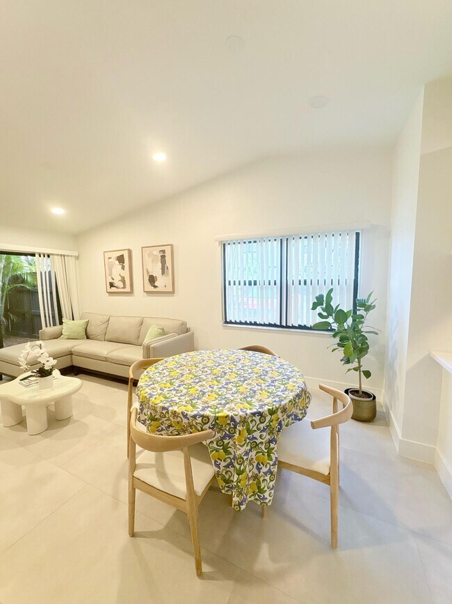 22274 Pineapple Walk Dr