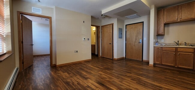 Photo - Legacy Senior Living Apartments