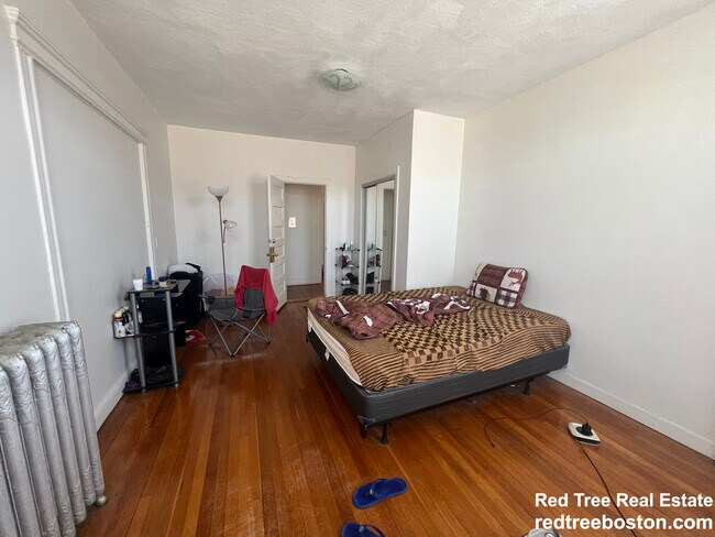 Photo - 1905 Beacon St Unit 2F