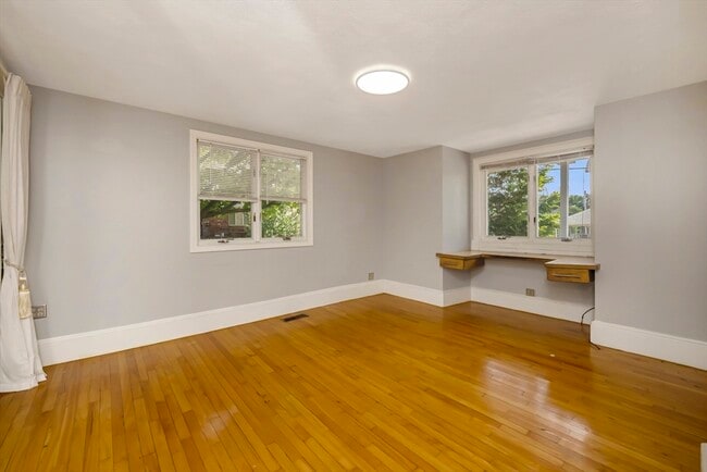 Photo - 52 Barrett St Unit 1