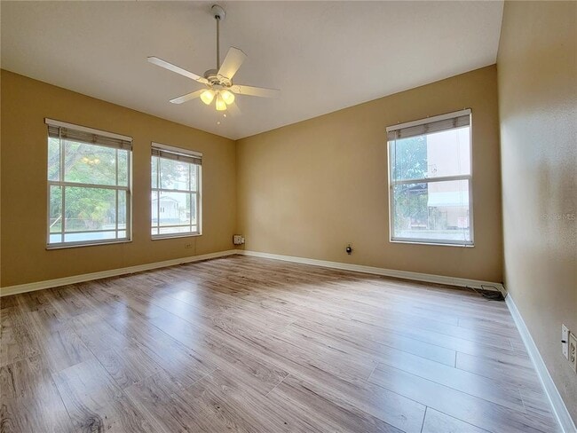 Photo - 2008 N Albany Ave