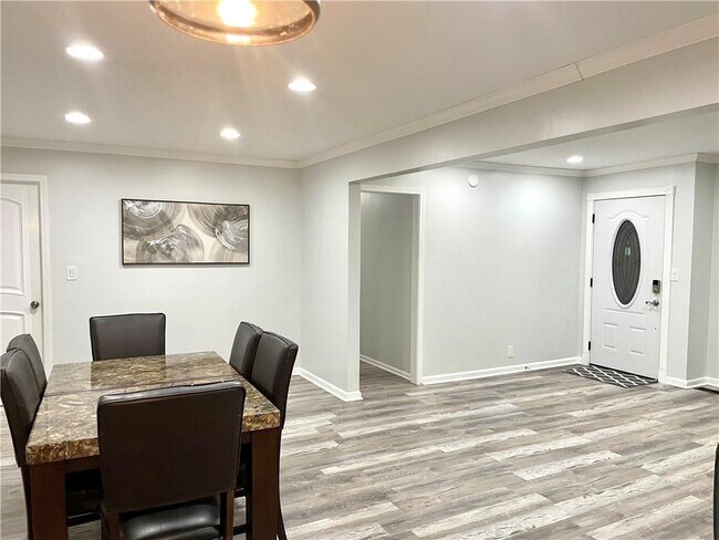 Photo - 6068 Tracy Valley Dr NW