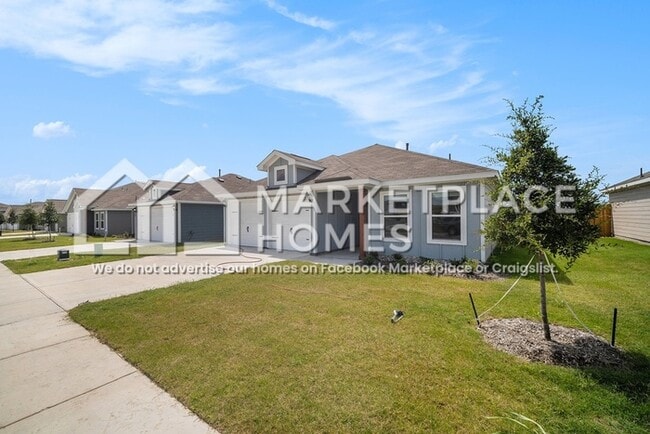 Photo - 933 Burlington Ave