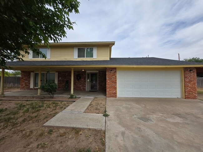 Building Photo - 5 La Paloma Pl
