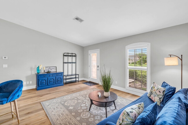 Photo - 81 Wickliffe Dr Unidad ID1073563P