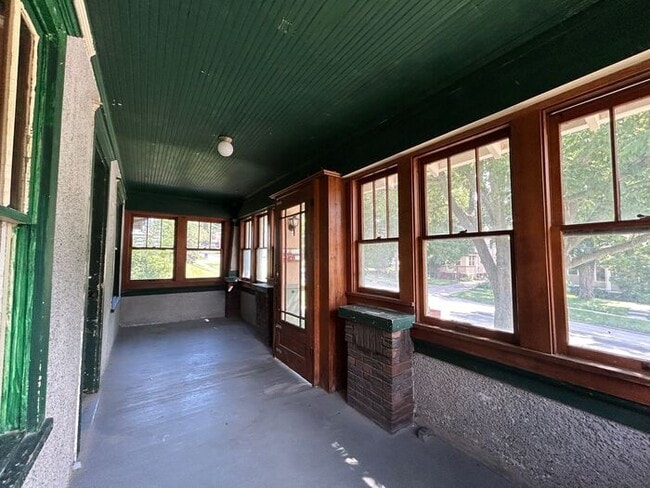 Photo - $1,800 | 3 Bedroom, 2 Bathroom Multi Floor...