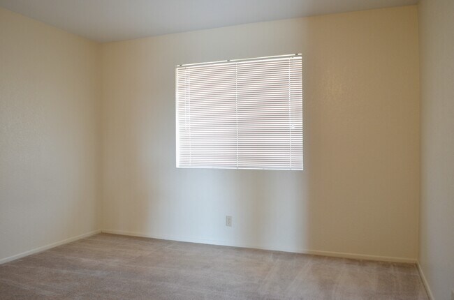 Photo - Desert Springs Apartment Homes