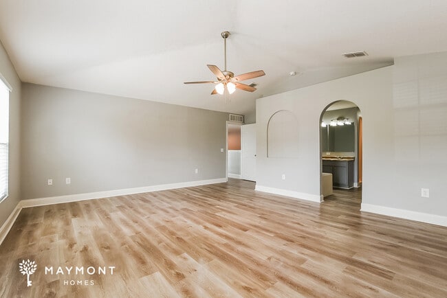 Photo - 2451 Foxhollow Rd