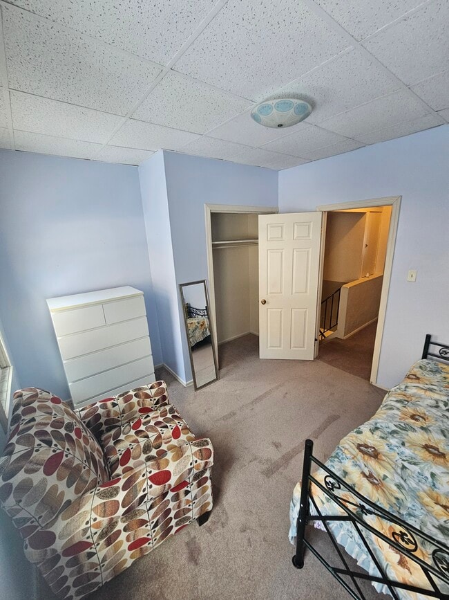 Photo - 430 Venture St