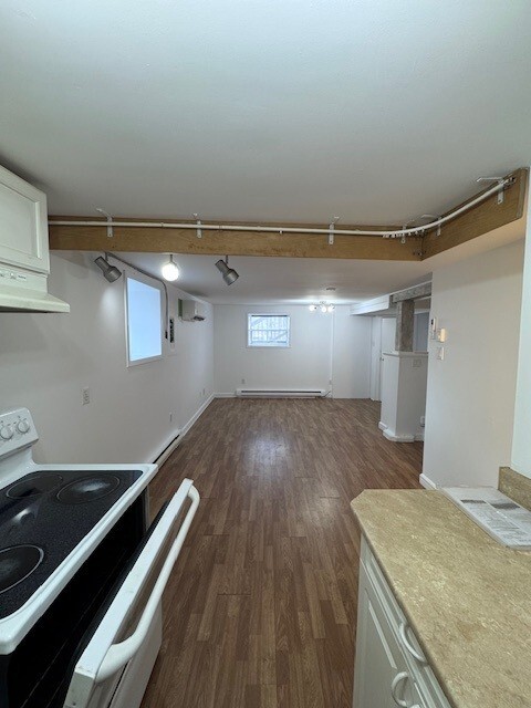 Photo - 1380 Robie St Unit 1