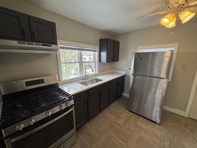 Photo - 16935 Western Ave