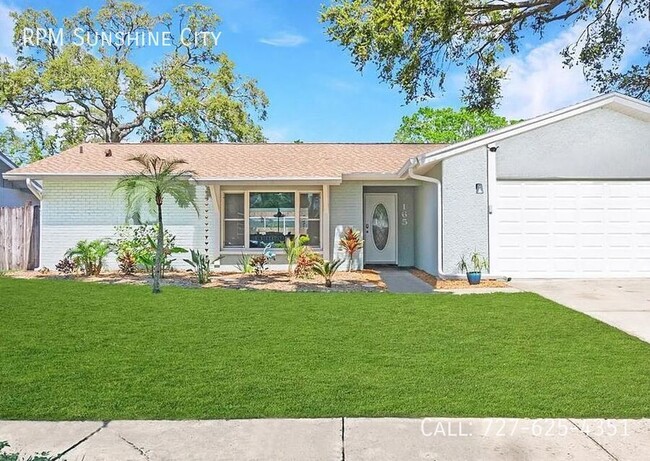 Photo - 165 Kendale Dr House