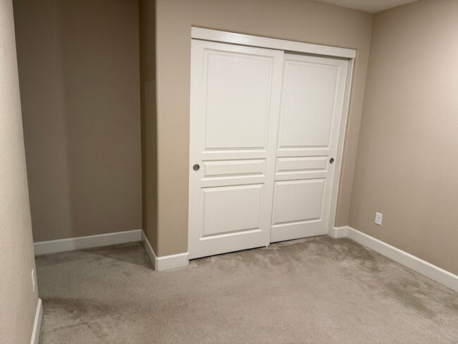 Photo - 1250 Gusty Lp