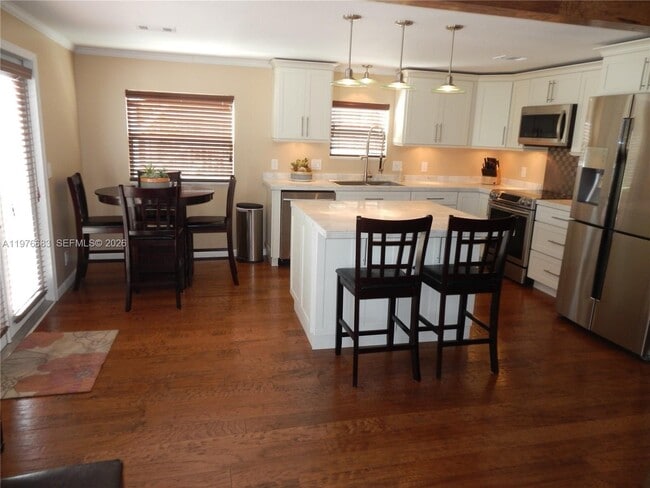 Photo - 2461 SW 50th St