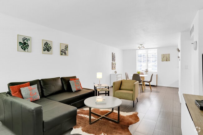 Building Photo - 1732 Meridian Ave Unit 202 Rental
