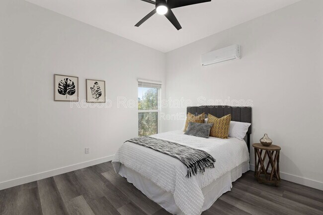 Photo - 1710 Hanford Dr Unit 1708 2