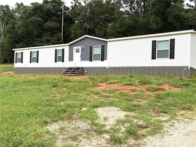 Photo - 1300 Snow Rd N