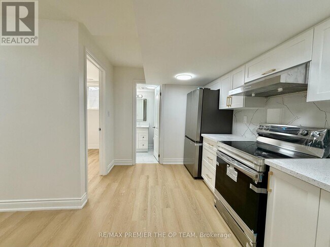 Photo - 62 Phoenix Blvd