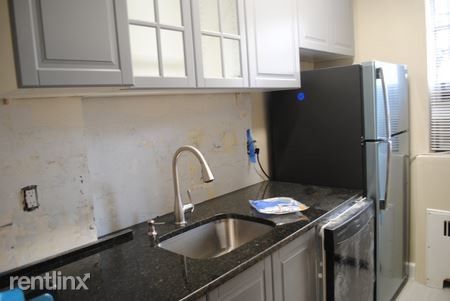 Photo - 1 br, 1 bath - 46 Chiswick Rd Apt 2 Unit Apt 2