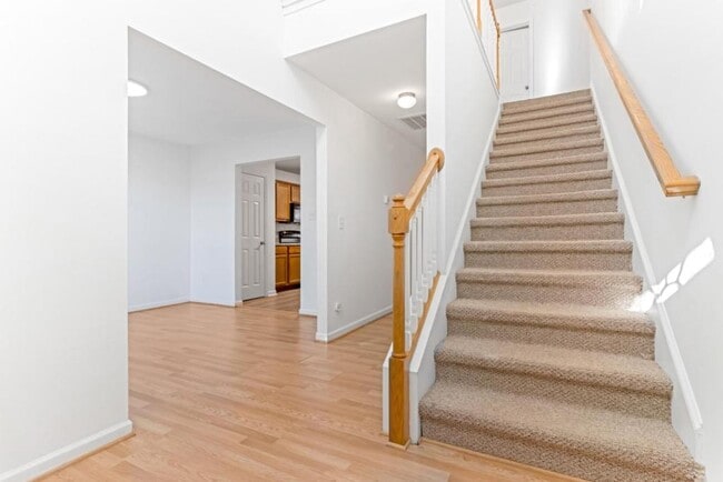 Photo - 301 Carnahan Dr