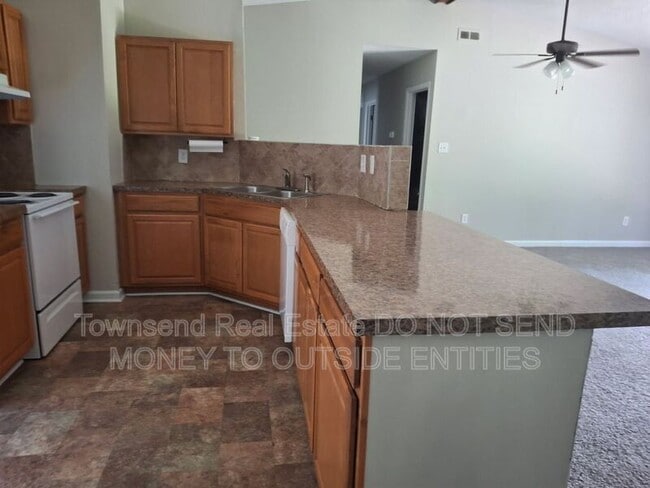 Photo - 612 Missenburg Ct