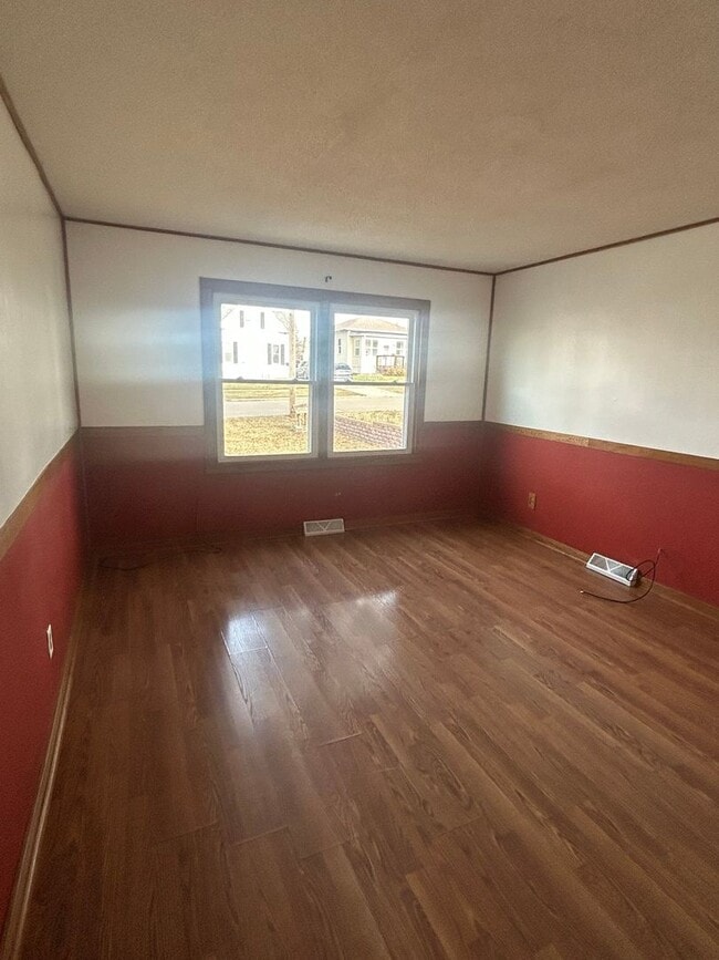 Photo - 941 20th Ave SW