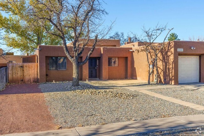 Building Photo - Charming home w/ Refrigerated Air is the p...