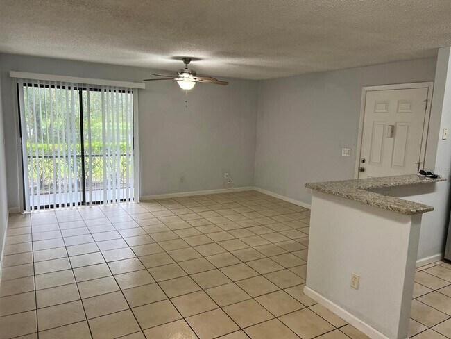Photo - 2740 Oak Park Way Unit 102