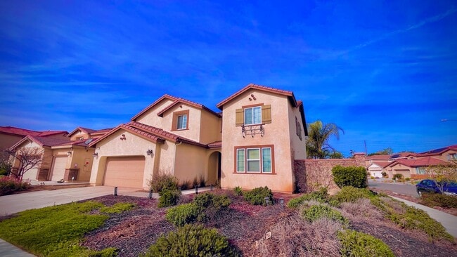 11998 Santiam Ct